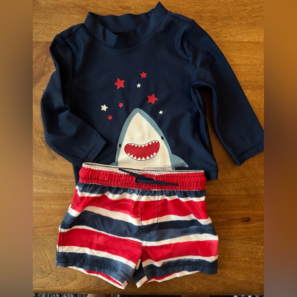 NWOT Carter’s Boys Swim Set - Picture 1 of 2